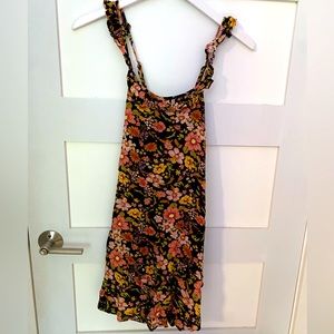 Crossback summer floral dress!
